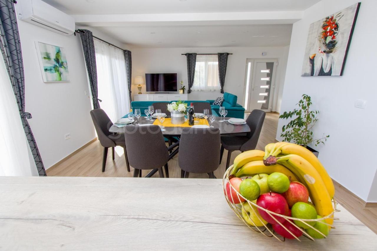 Penthouse With Panoramic View Ally Makarská Exteriér fotografie